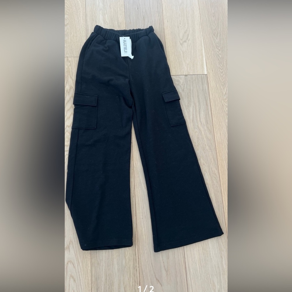 Girls Katie J NYC size L cargo sweatpants NEW with tags